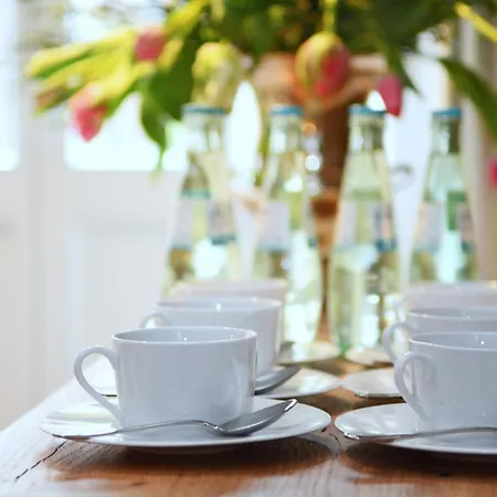 No. 11 Otel Ludinghausen