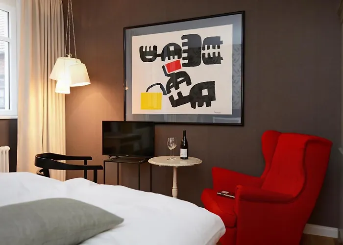 No. 11 Hotel Ludinghausen