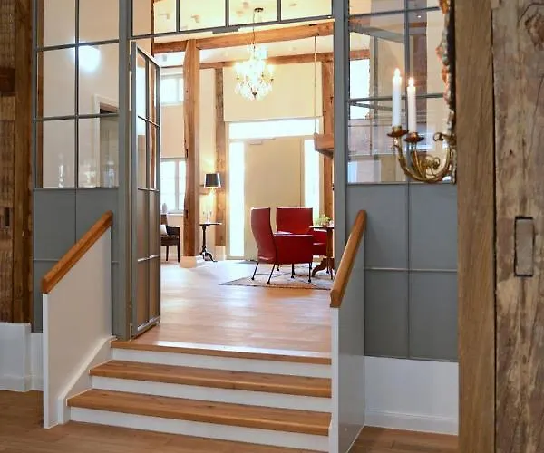 No. 11 Hotel Ludinghausen